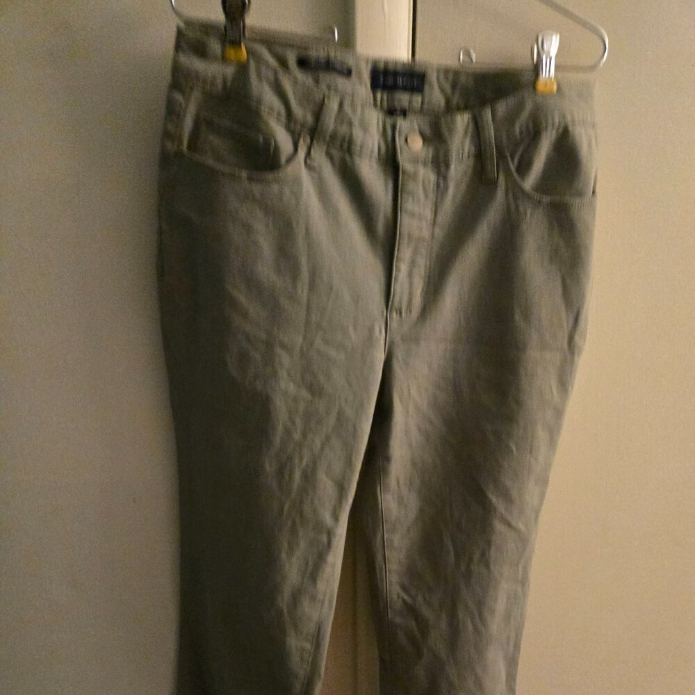 💚 Charter Club Green Pants – Never Worn 🌿